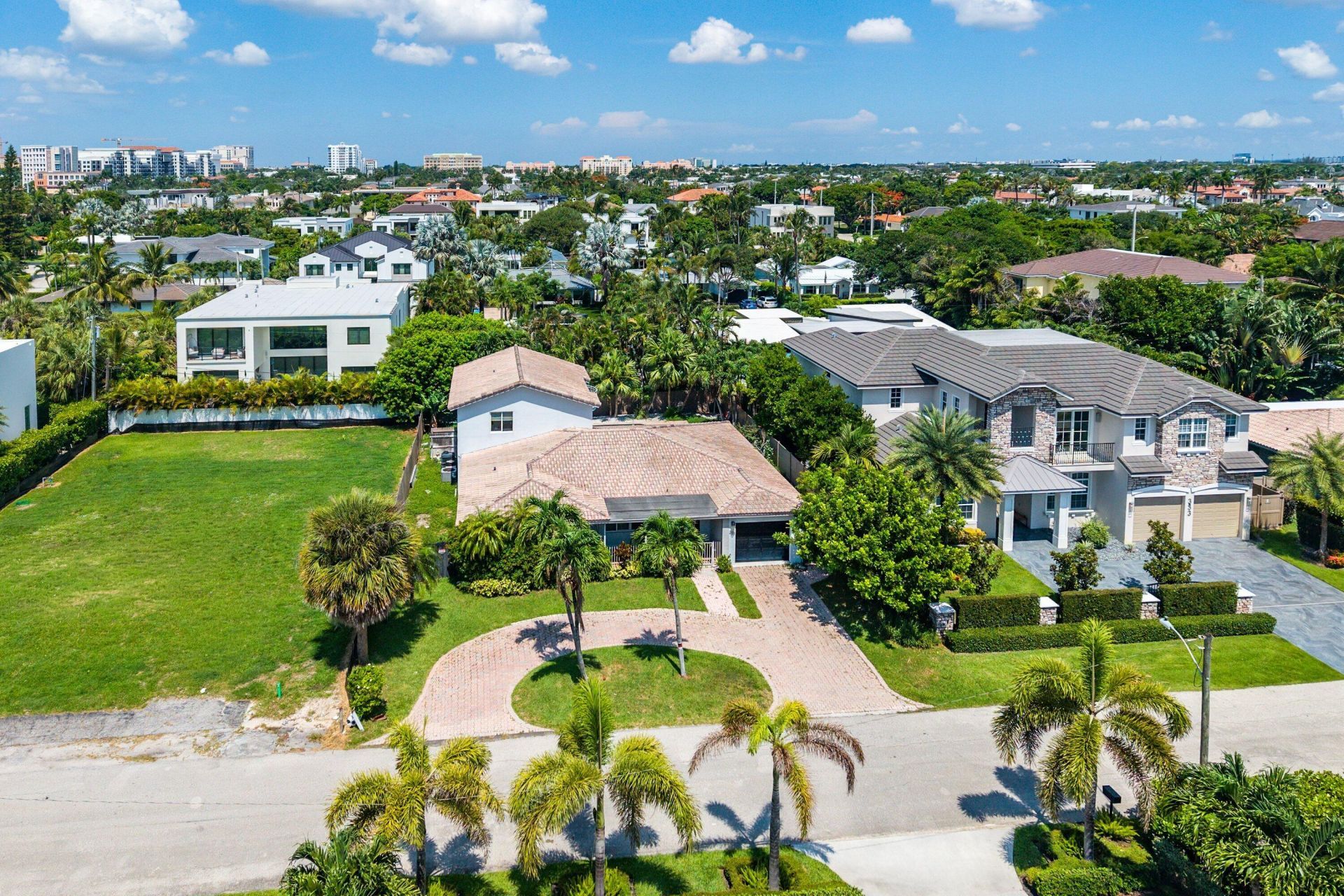 299 NE Wavecrest Court, Boca Raton, FL 33432 Photo