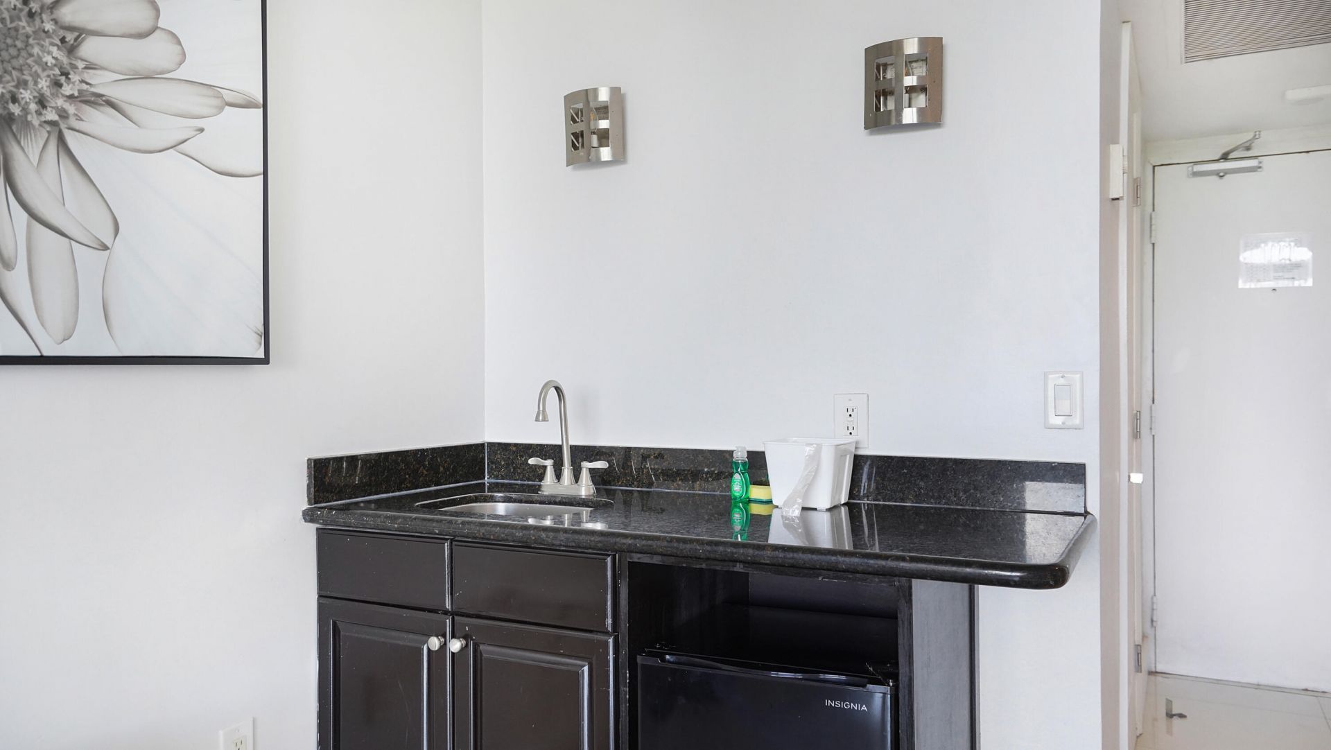 4040 Galt Ocean Drive, Unit 403, Fort Lauderdale, FL 33308 Photo