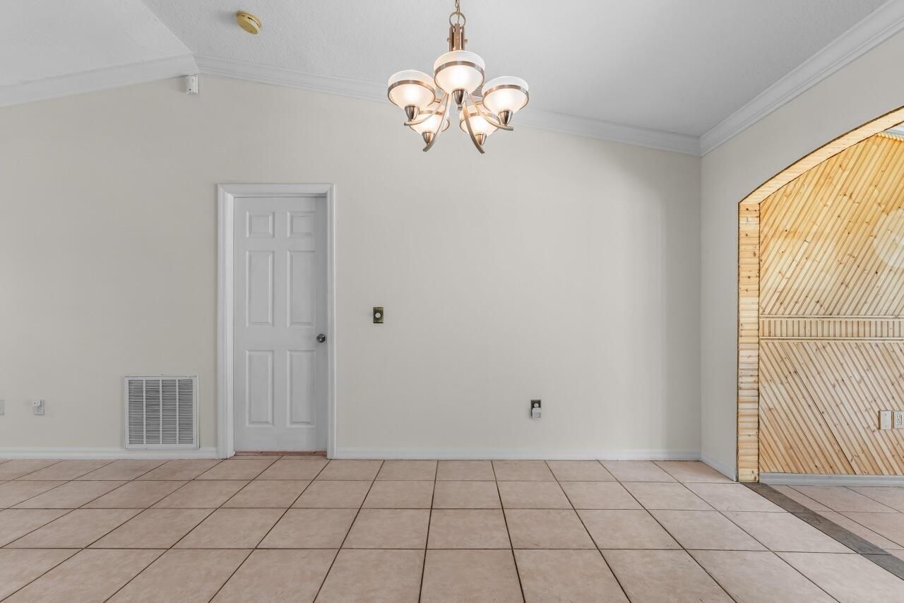 1636 NE Darlich Avenue, Jensen Beach, FL 34957 Photo