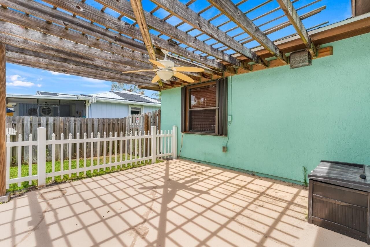 1636 NE Darlich Avenue, Jensen Beach, FL 34957 Photo