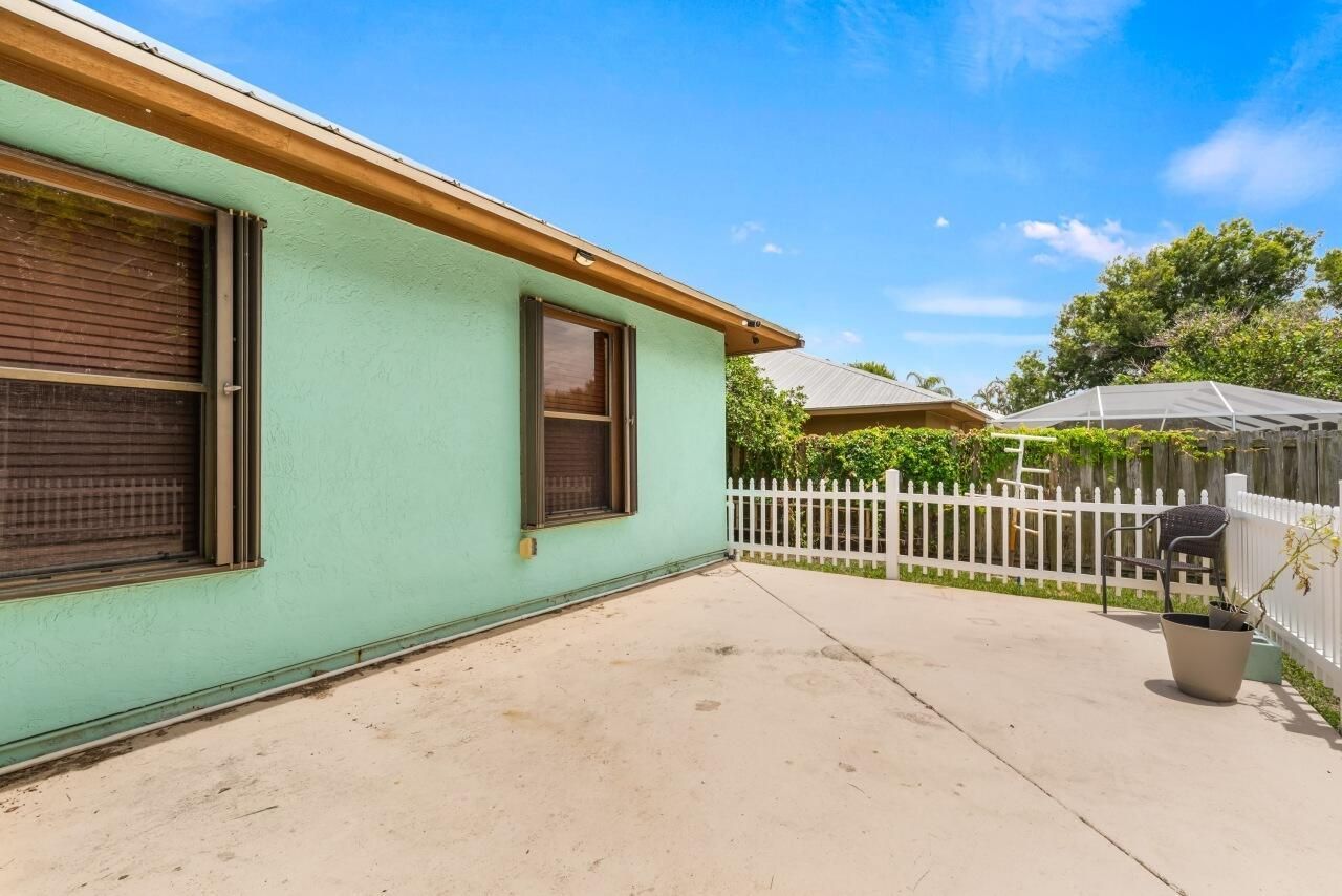 1636 NE Darlich Avenue, Jensen Beach, FL 34957 Photo