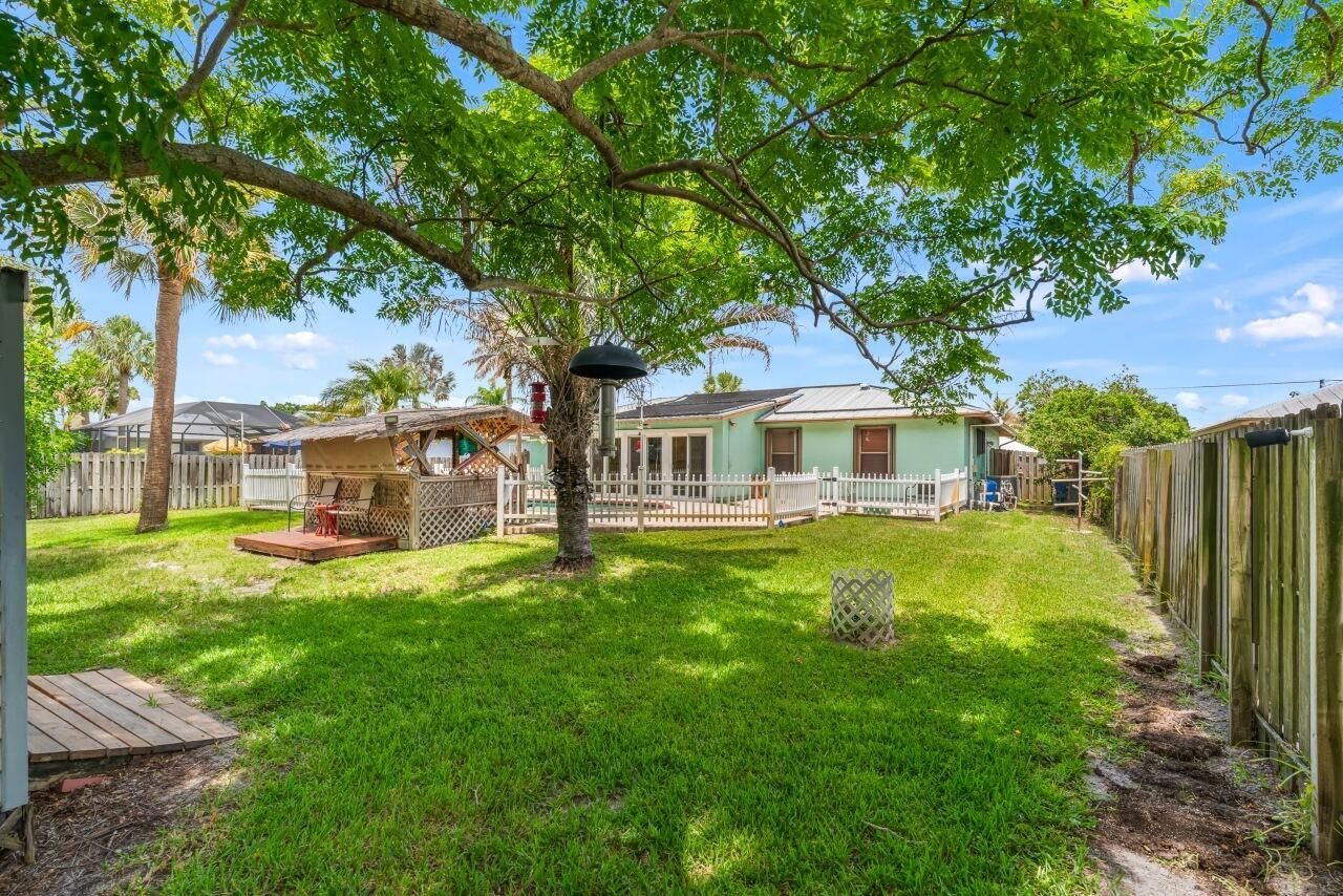 1636 NE Darlich Avenue, Jensen Beach, FL 34957 Photo