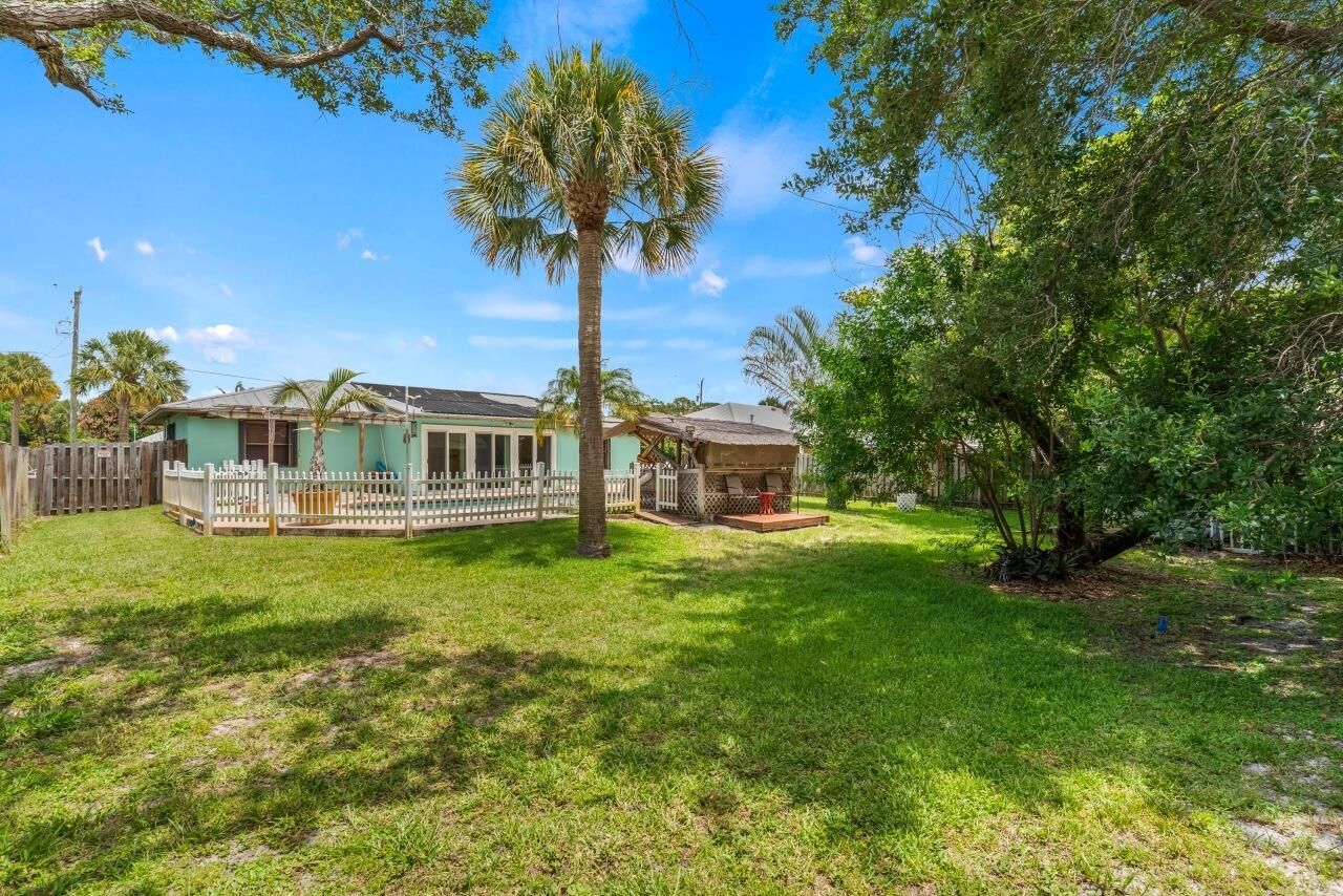 1636 NE Darlich Avenue, Jensen Beach, FL 34957 Photo