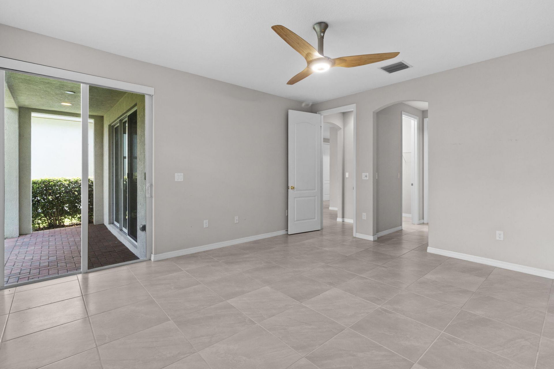 5319 Falcon Trail, Davie, FL 33314 Photo