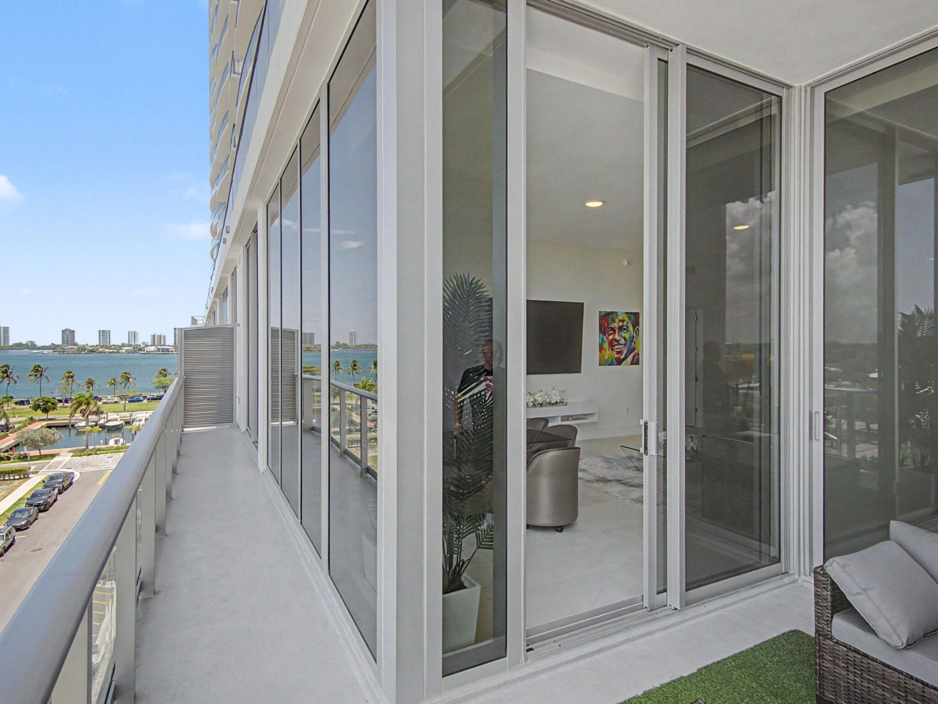 220 Lake Shore Drive, Unit 621, Lake Park, FL 33403 Photo