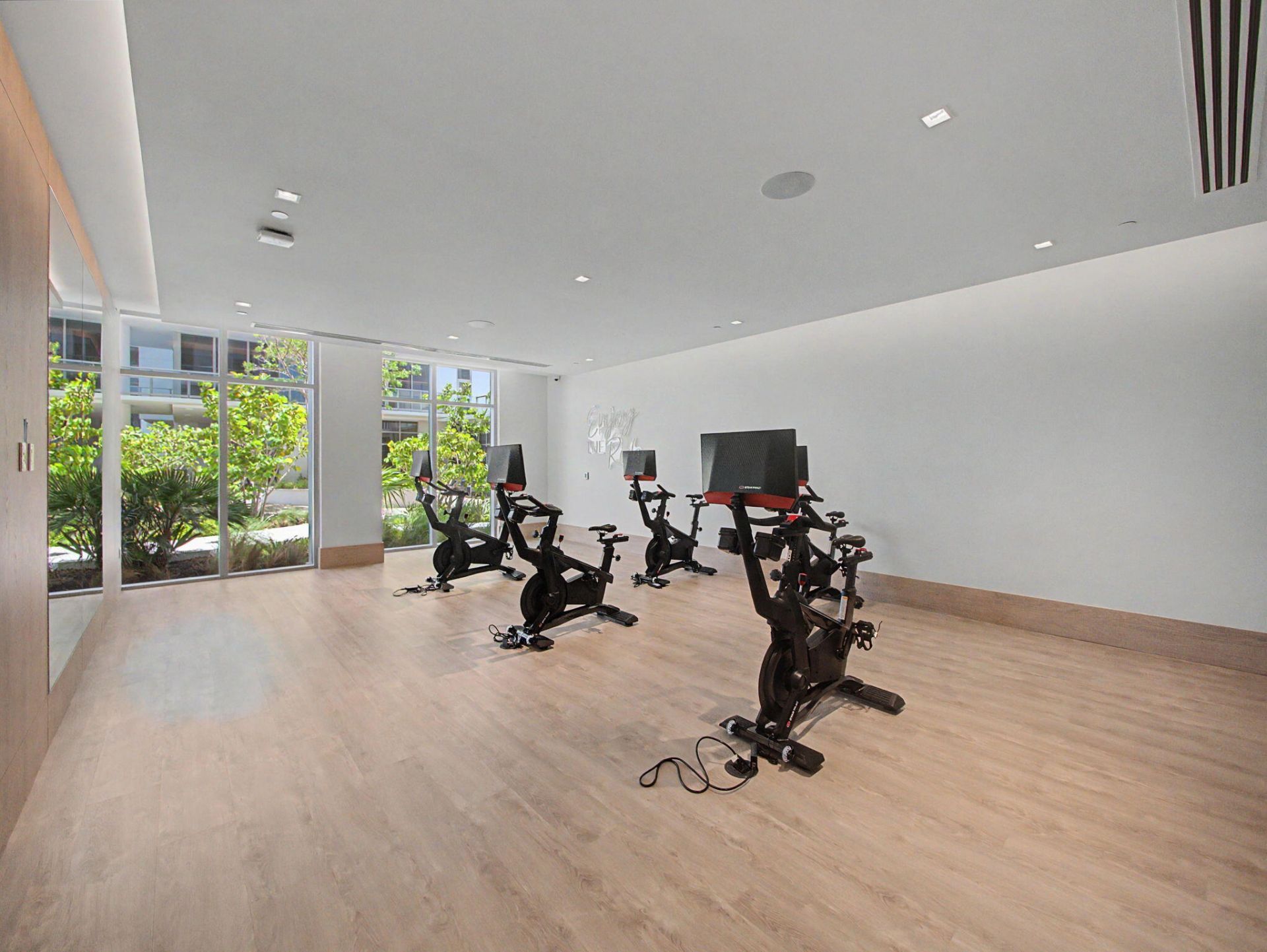 220 Lake Shore Drive, Unit 621, Lake Park, FL 33403 Photo
