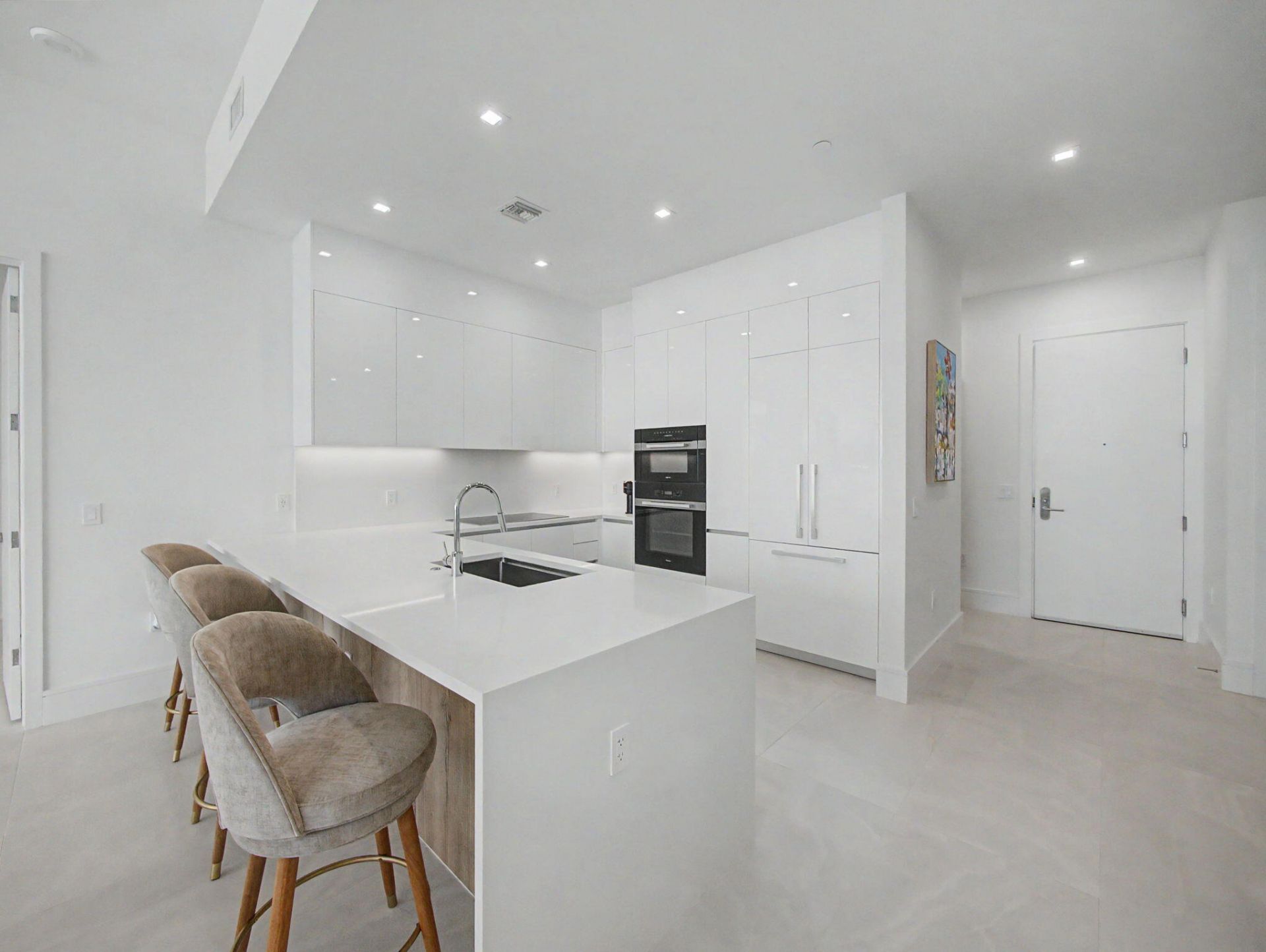 220 Lake Shore Drive, Unit 621, Lake Park, FL 33403 Photo