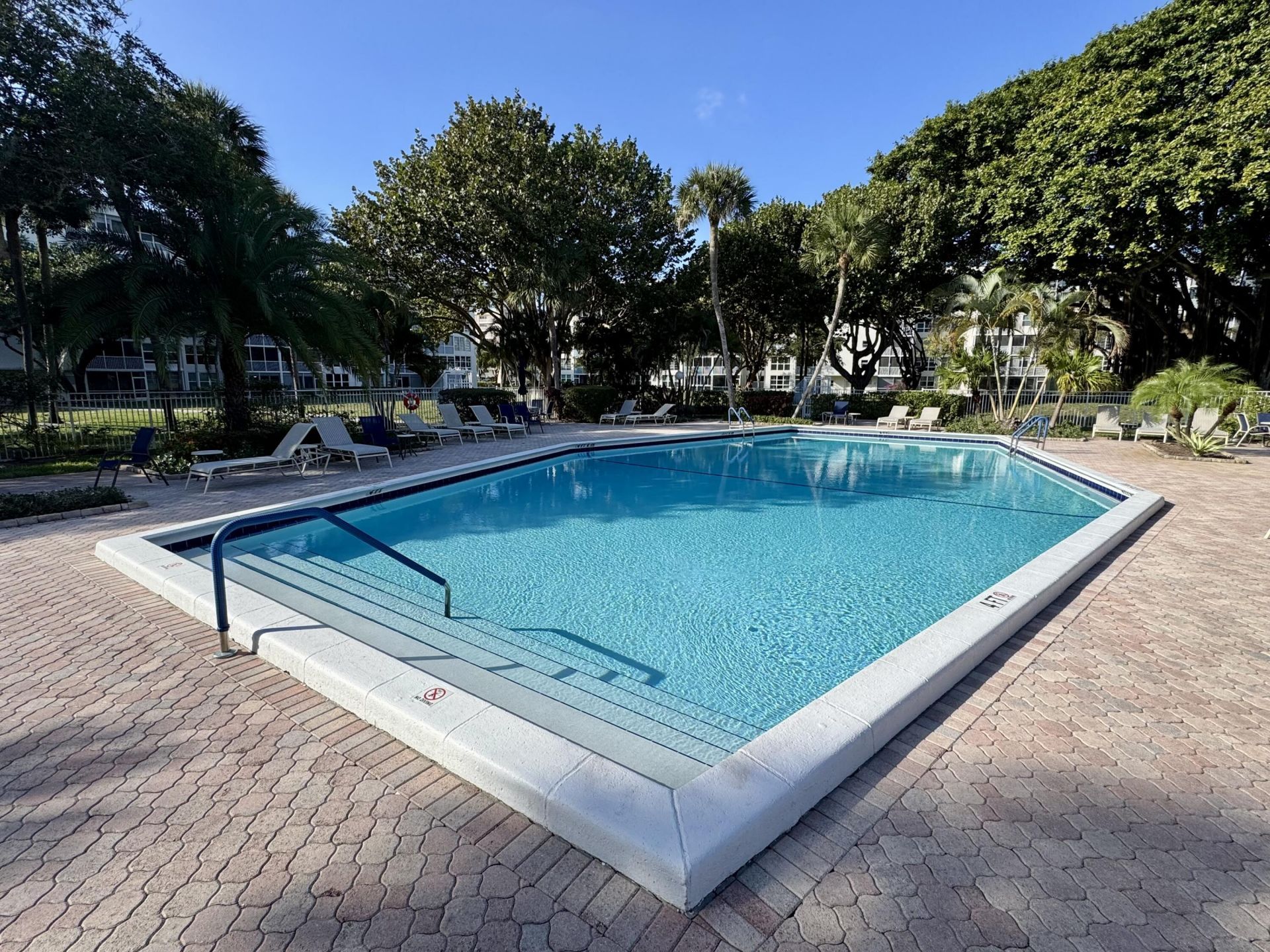 2650 S Course Drive, Unit 407, Pompano Beach, FL 33069 Photo