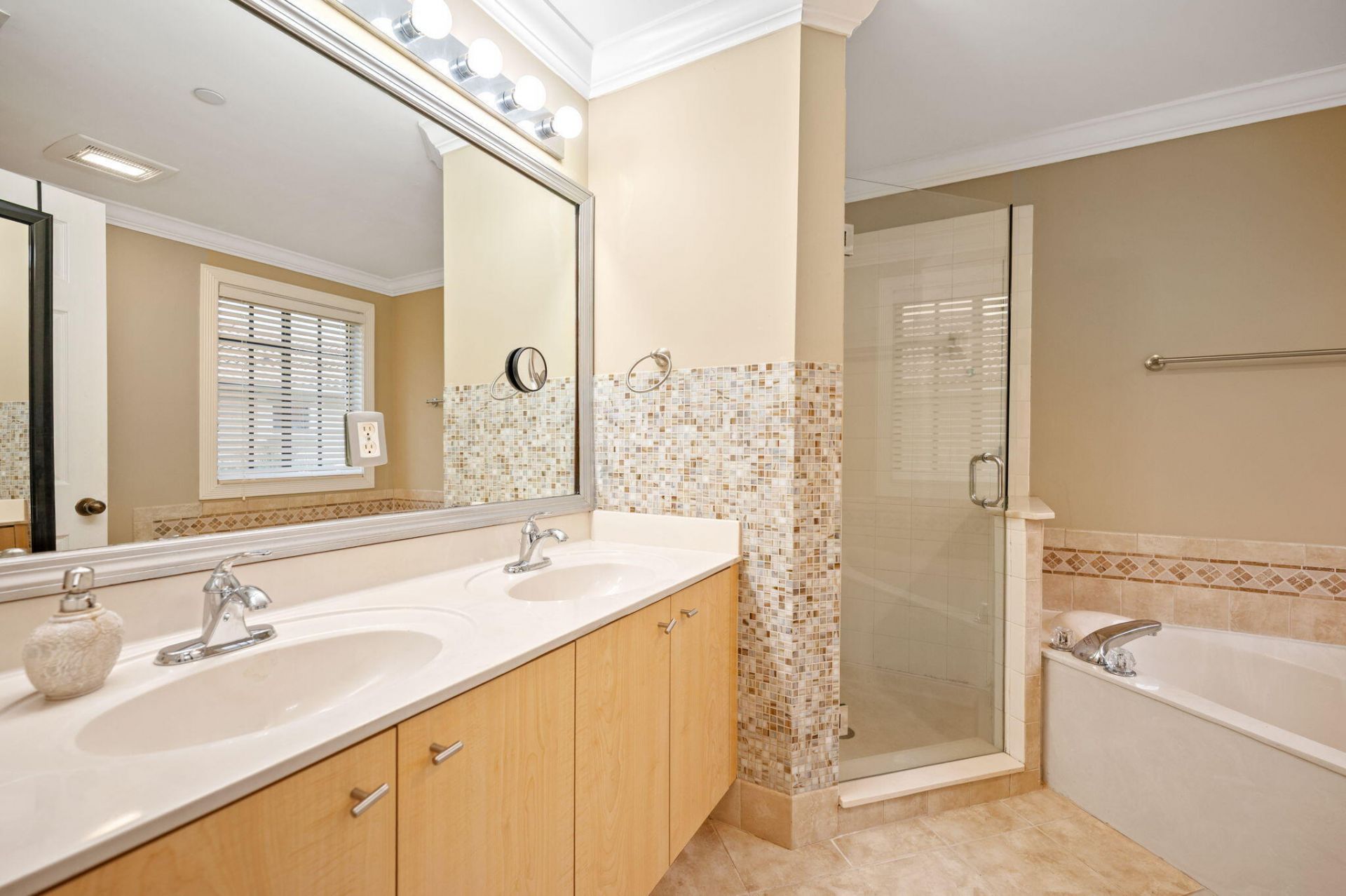 4212 Vineyard Circle, Weston, FL 33332 Photo