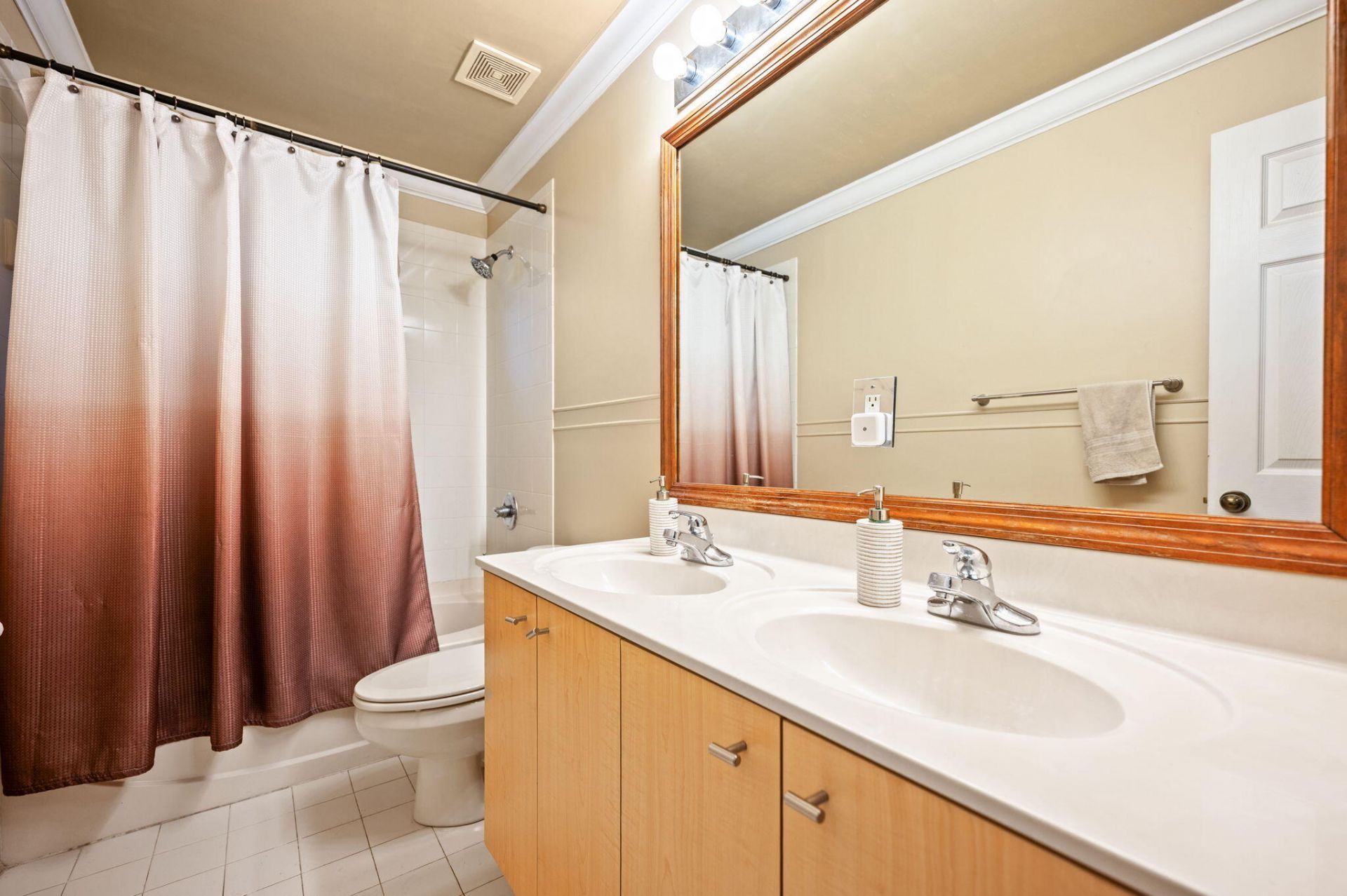 4212 Vineyard Circle, Weston, FL 33332 Photo