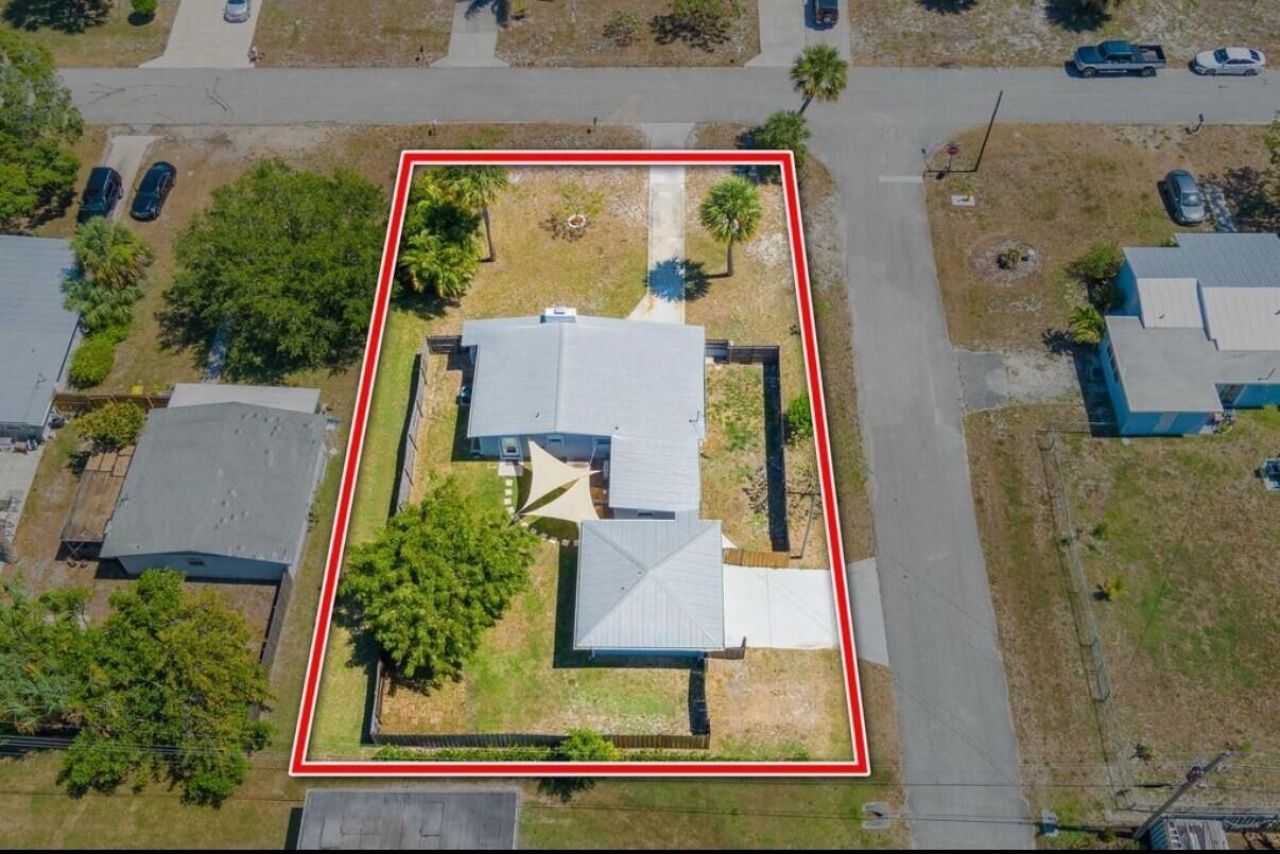 1036 NE Terrace Way, Jensen Beach, FL 34957 Photo