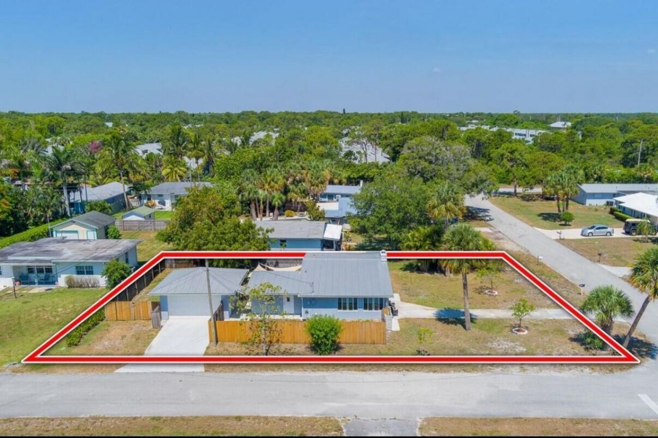 1036 NE Terrace Way, Jensen Beach, FL 34957 Photo