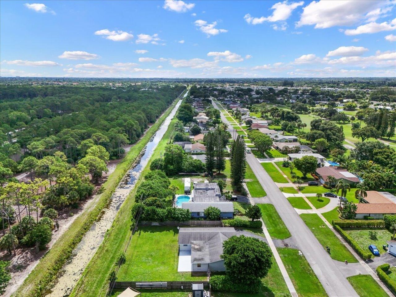 7423 Oakmont Drive, Greenacres, FL 33467 Photo