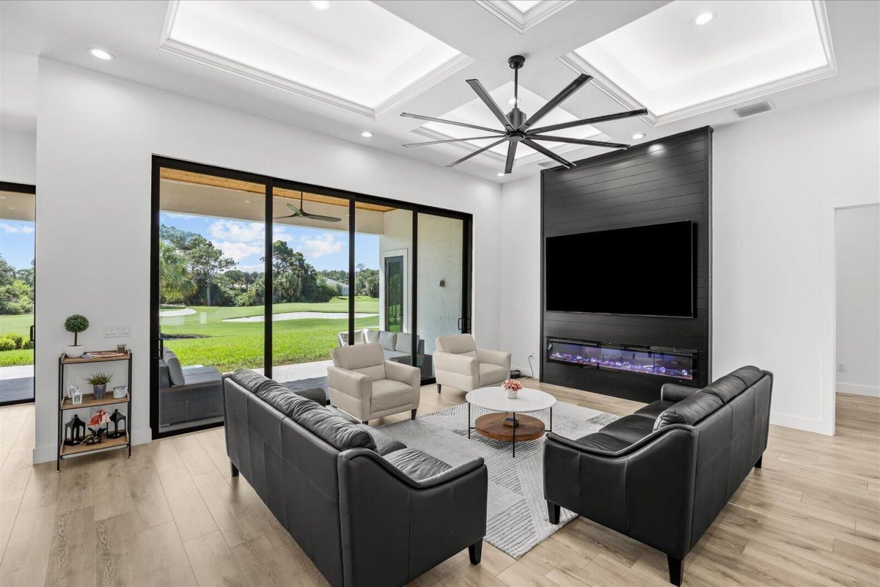 896 SW Squire Johns Lane, Palm City, FL 34990 Photo