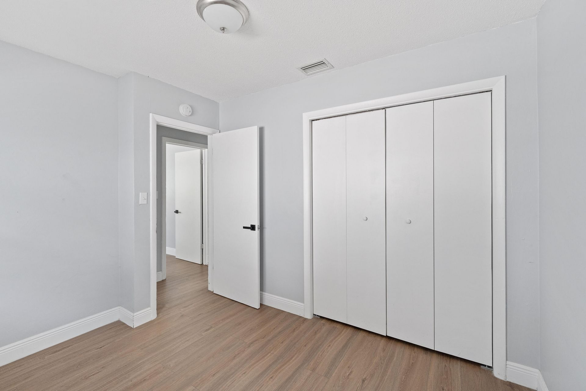 2317 NW 6th Place, Fort Lauderdale, FL 33311 Photo