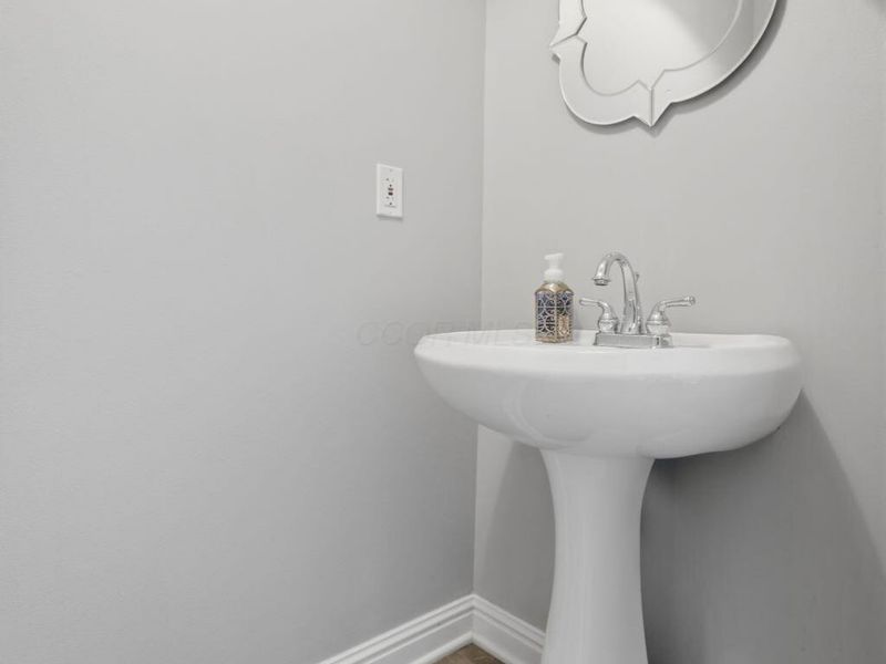 7273 Berkley Square S, New Albany, OH 43054 Photo 19