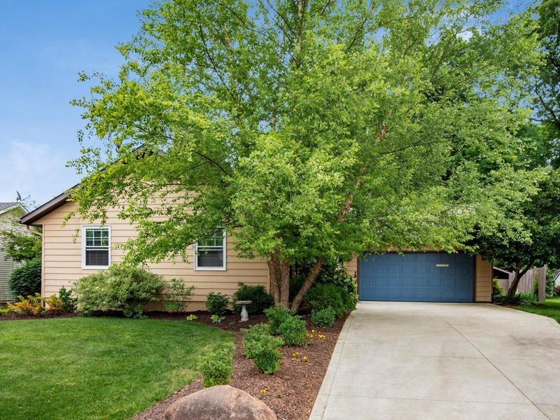 420 Alison Court, Lancaster, OH 43130 Photo 2