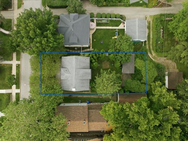 104 Fairview Avenue , Bloomington, IL 61701