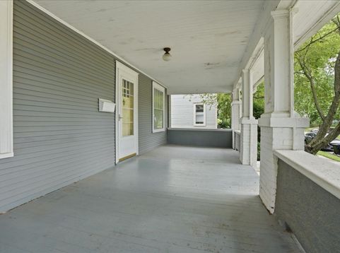 Main Photo