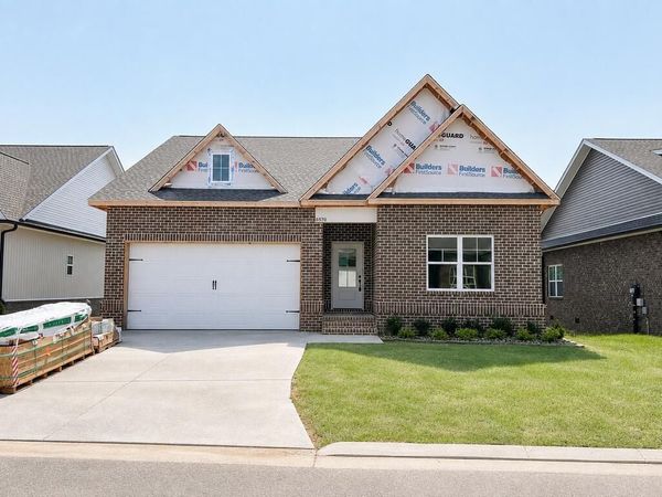 1110 Cross Pointe Dr, Cookeville, TN 38506