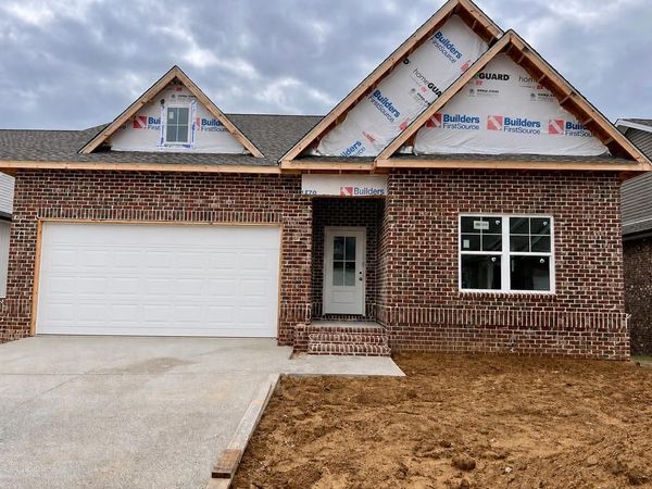 1110 Cross Pointe Dr, Cookeville, TN 38506