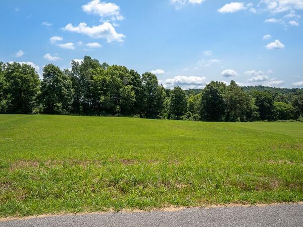 2350 Boyd Farris Road, Cookeville, TN 38506