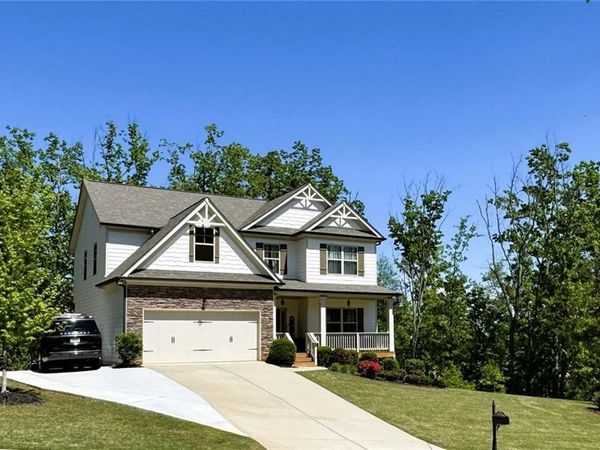6220 Providence Lake Drive, Gainesville, GA 30506