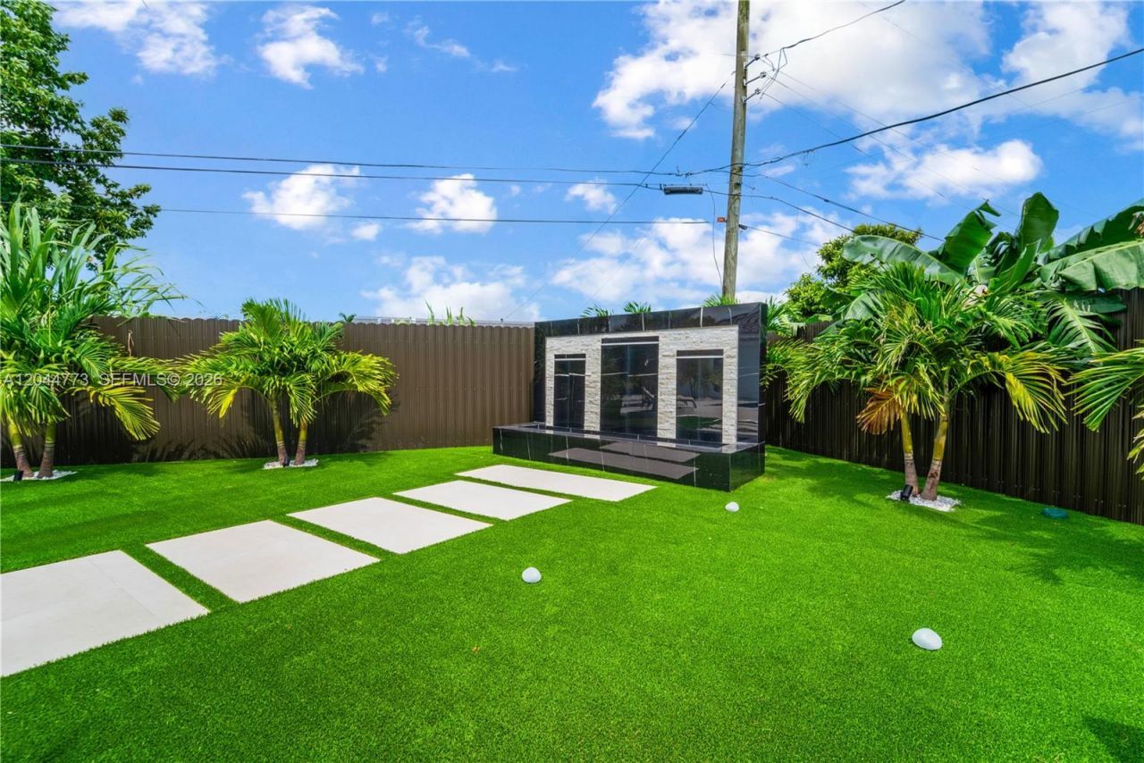 9630 SW 10th Ter , Miami, FL 33174 Photo
