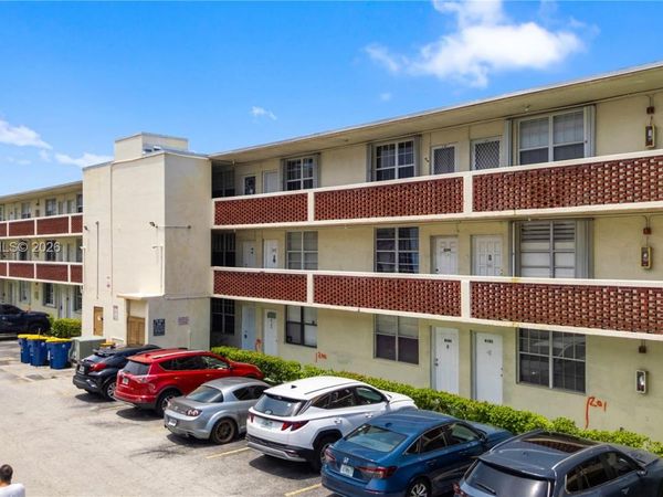 1790 79th St Cswy , Unit B303, North Bay Village, FL 33141
