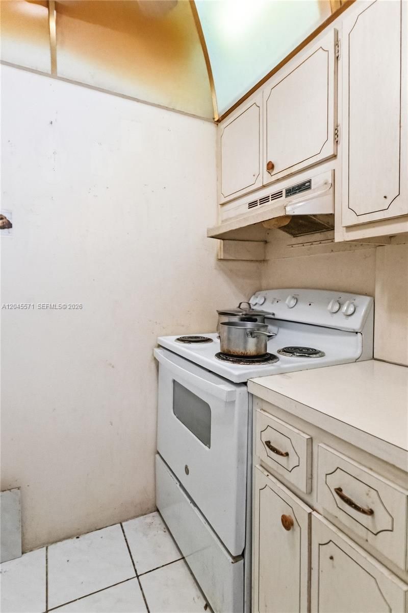 1790 79th St Cswy , Unit B303, North Bay Village, FL 33141 Photo