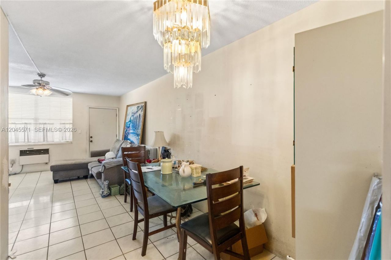 1790 79th St Cswy , Unit B303, North Bay Village, FL 33141 Photo