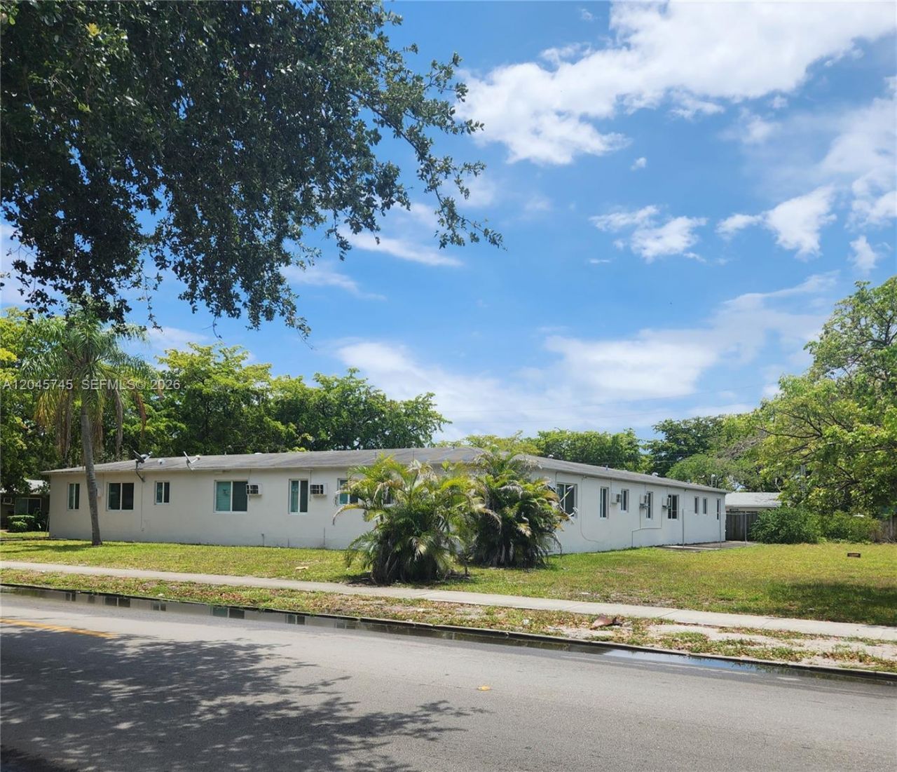 2000 Washington St , Hollywood, FL 33020 Photo