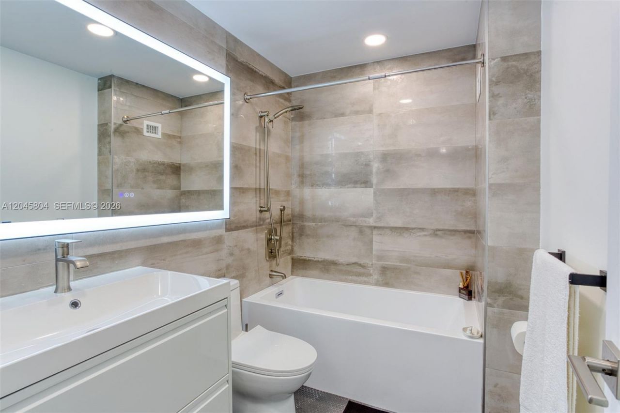 1500 S Ocean Dr , Unit PHE, Hollywood, FL 33019 Photo