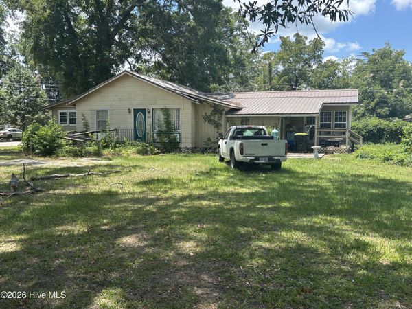105 Cypress Street , Brunswick, NC 28424