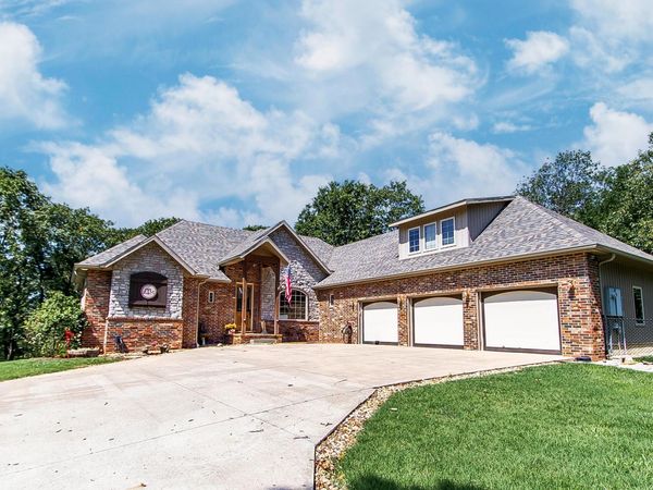 320 Ridgecrest Drive , Fair Grove, MO 65648