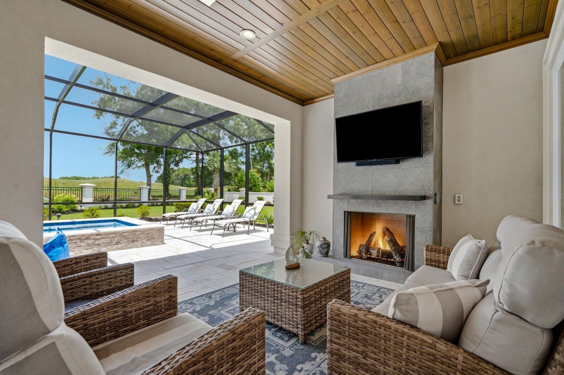 2099 Teramo Dr. Photo 40