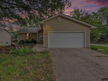 3840 Blackberry Circle, Lincoln, NE 68516
