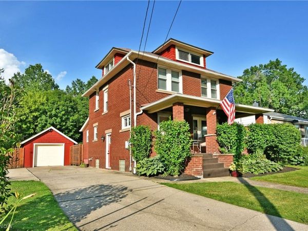 2076 Vernon Avenue NW, Warren, OH 44483