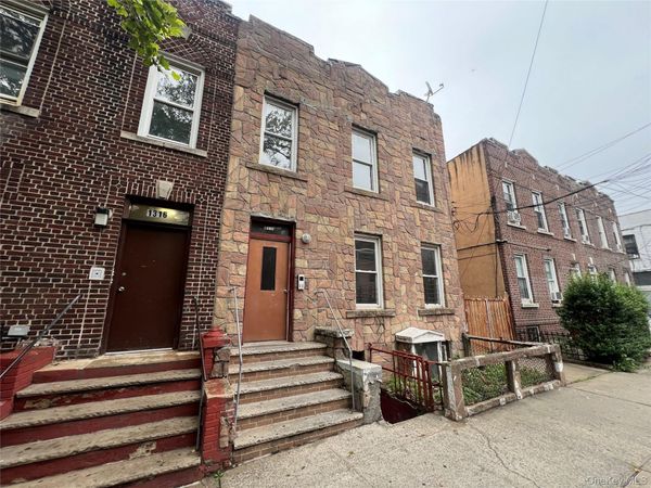 1314 Stratford Avenue , Bronx, NY 10472