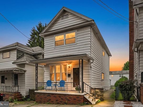 230 S MIDDLE STREET , FRACKVILLE, PA 17931