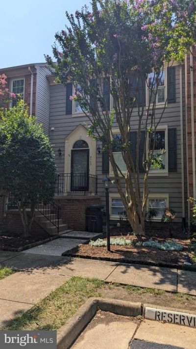 6703 Royal Thomas Way, Alexandria, VA 22315 Main Photo
