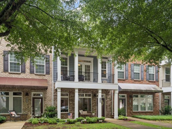 1027 Avery Park Dr , Smyrna, TN 37167