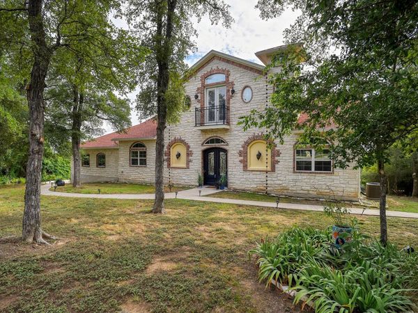 189 Moccasin CYN, Cedar Creek, TX 78612