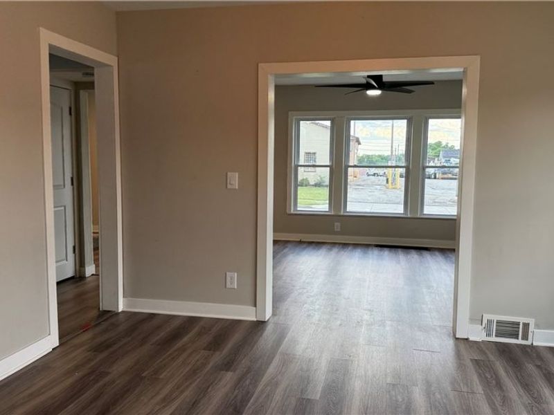 310 Broad Street, Wadsworth, OH 44281 Photo 11