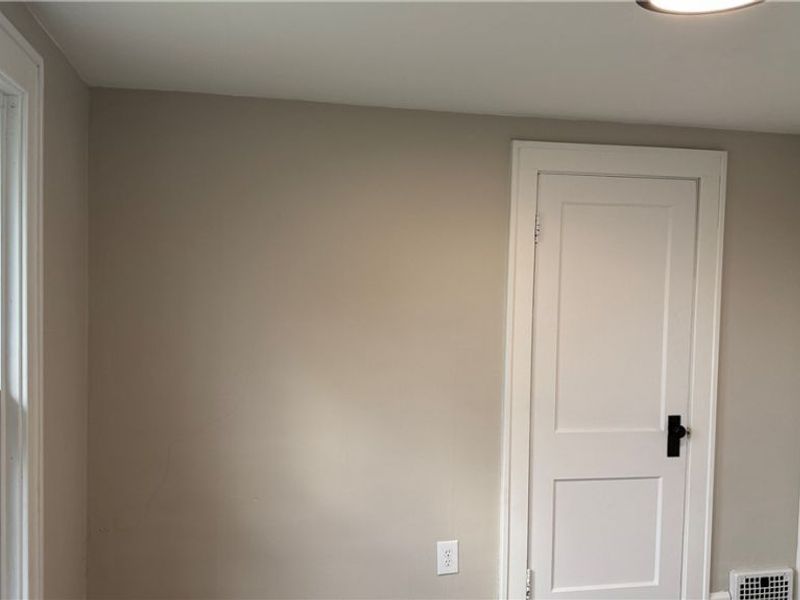 310 Broad Street, Wadsworth, OH 44281 Photo 18