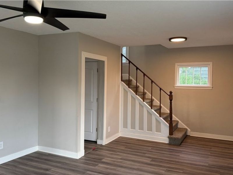 310 Broad Street, Wadsworth, OH 44281 Photo 9