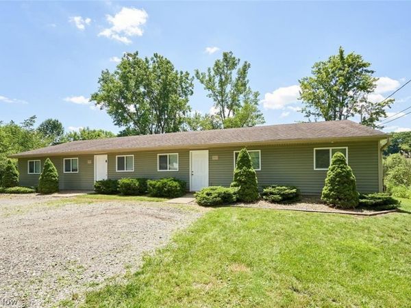 890-892 Irish Road , Kent, OH 44240