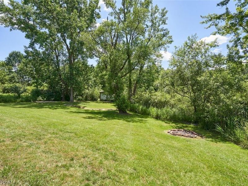 890-892 Irish Road, Kent, OH 44240 Photo 12