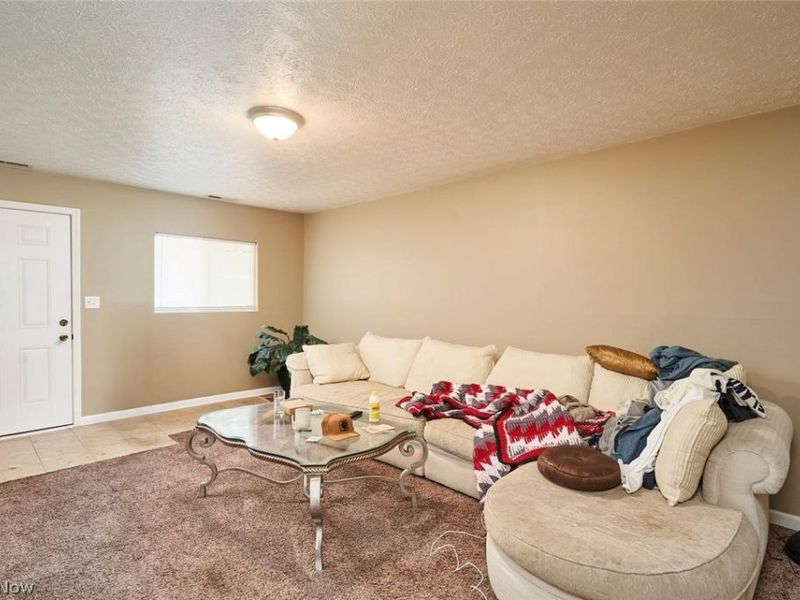 890-892 Irish Road, Kent, OH 44240 Photo 7