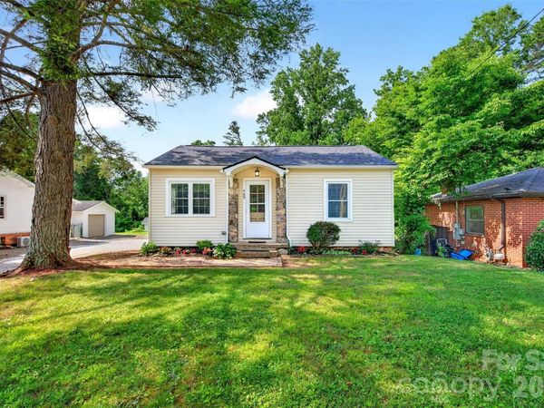 469 Kenilworth Road, Asheville, NC 28805
